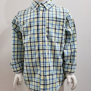 Boys size 6 Long dress shirt.
